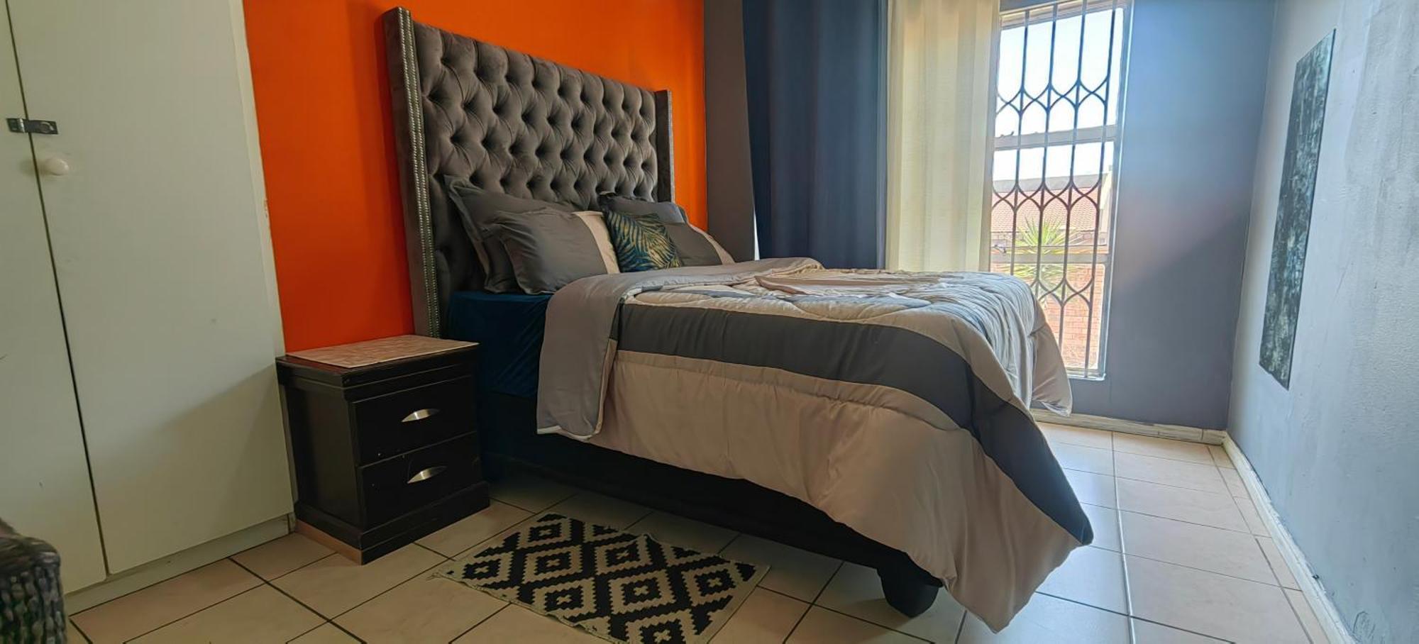 St Michael & The Queen Bed & Breakfast *