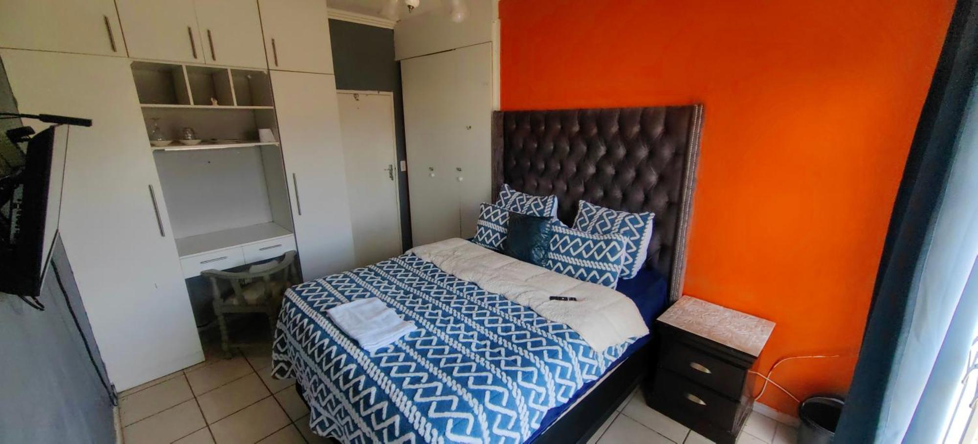 St Michael & The Queen Bed & Breakfast