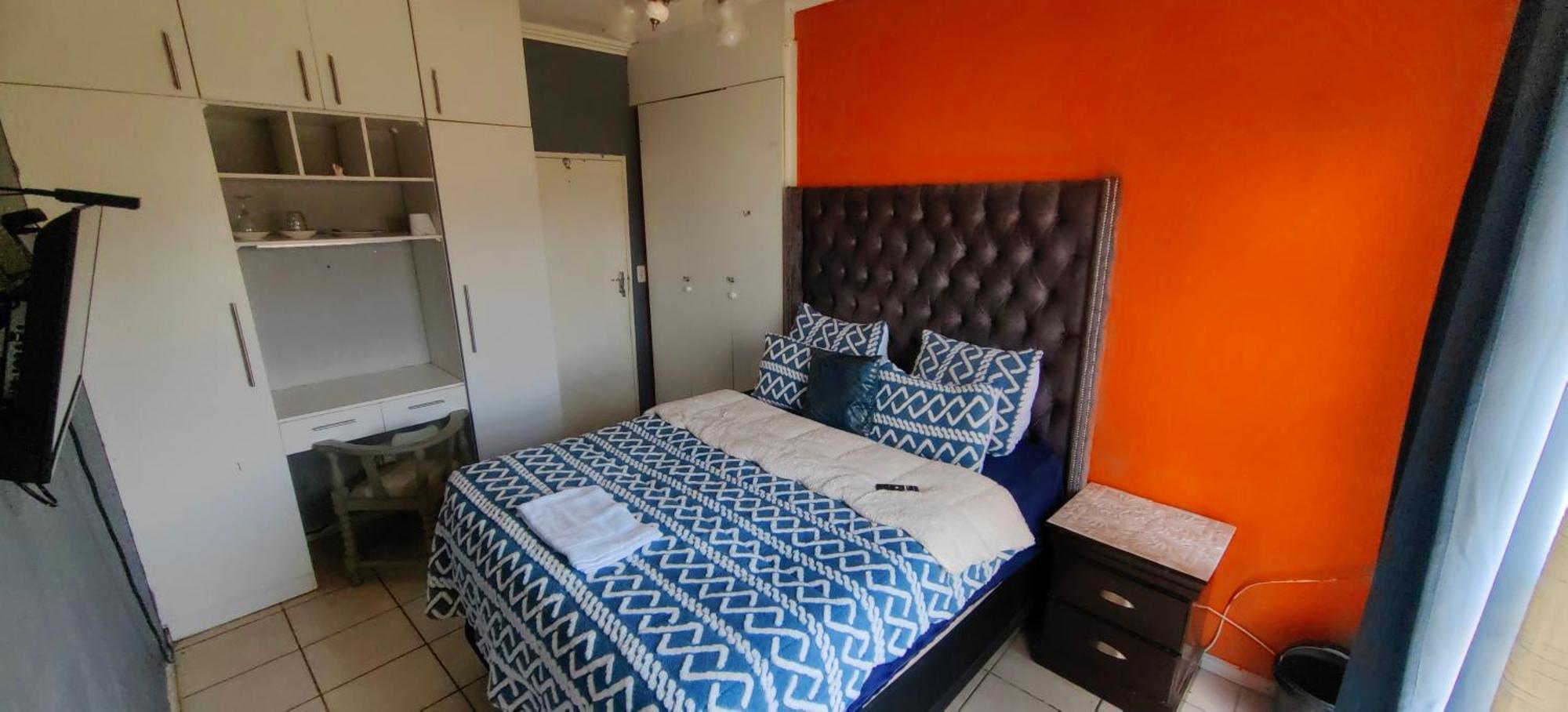 St Michael & The Queen Bed & Breakfast
