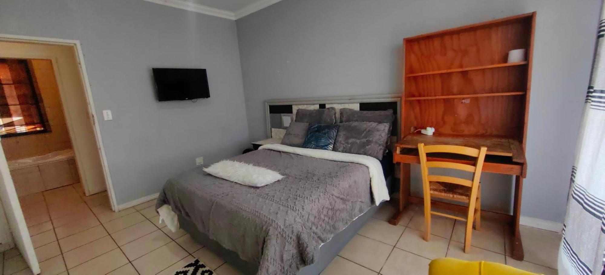St Michael & The Queen Bed & Breakfast Johannesburg