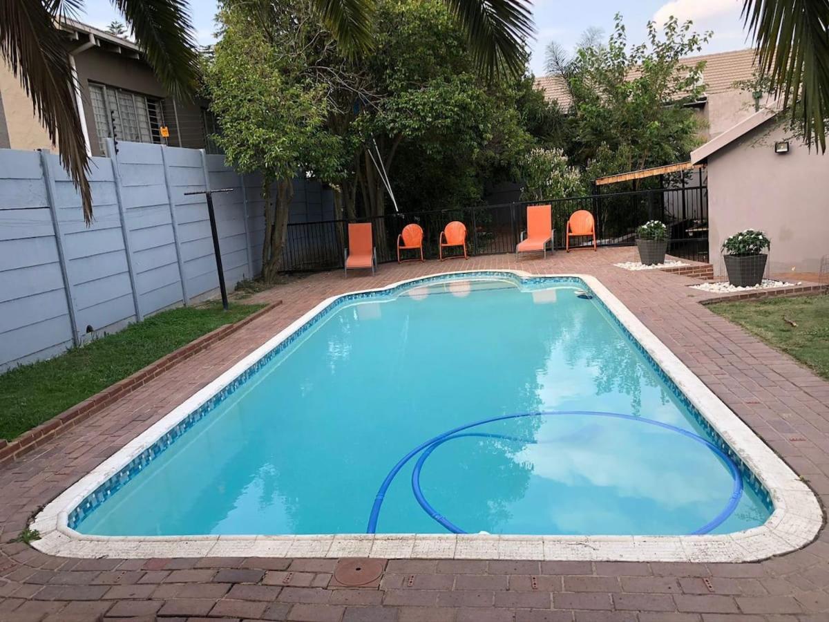 Luxury On 489 * Johannesburg