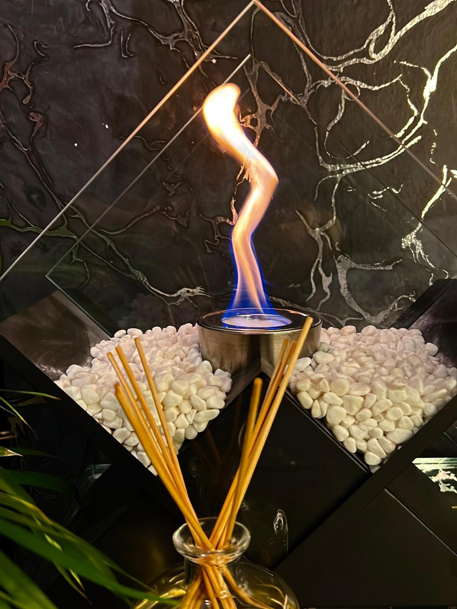Khách sạn hẻo lánh Luxury On 489 *