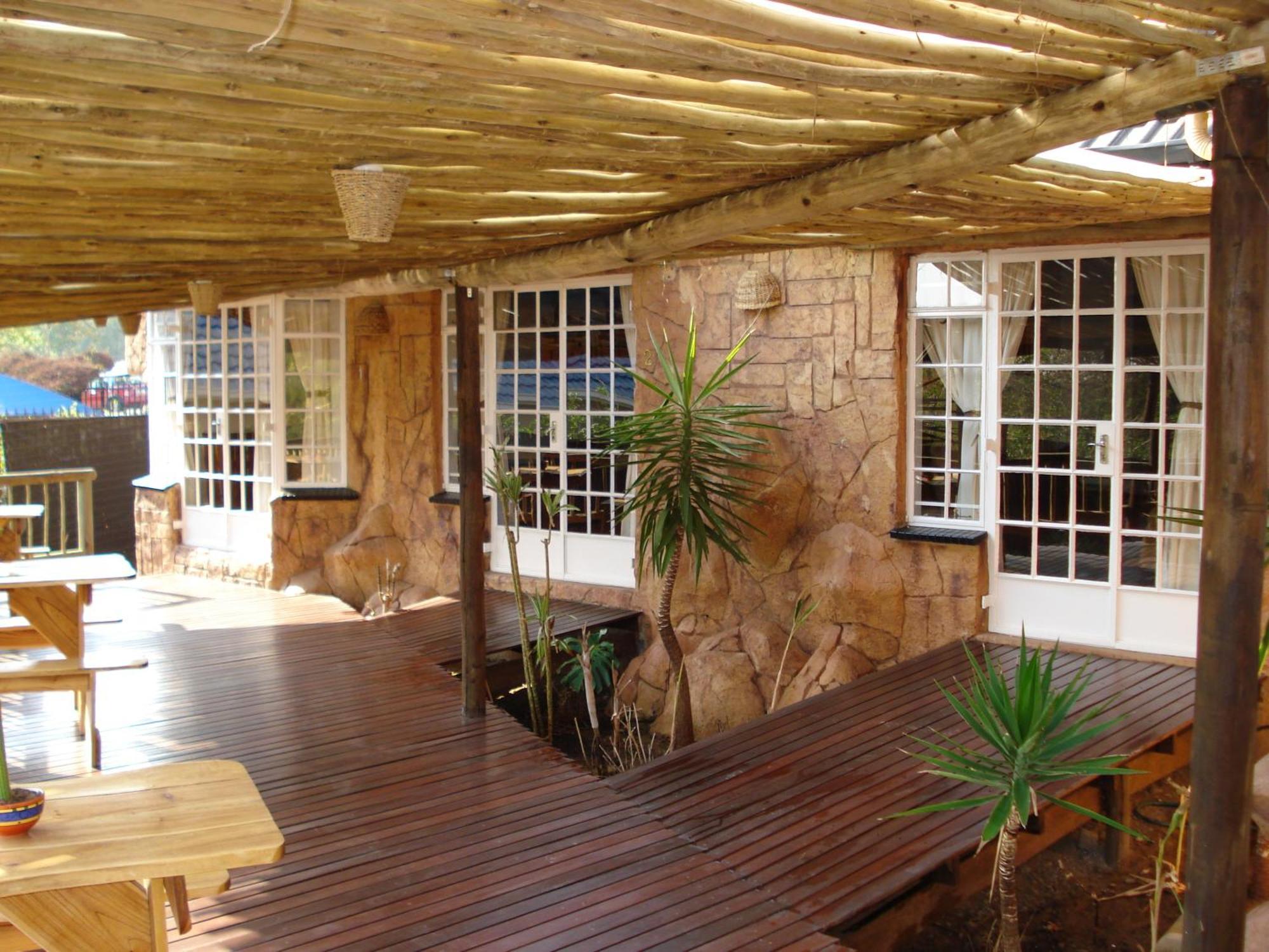 Guest house Flintstones Fourways
