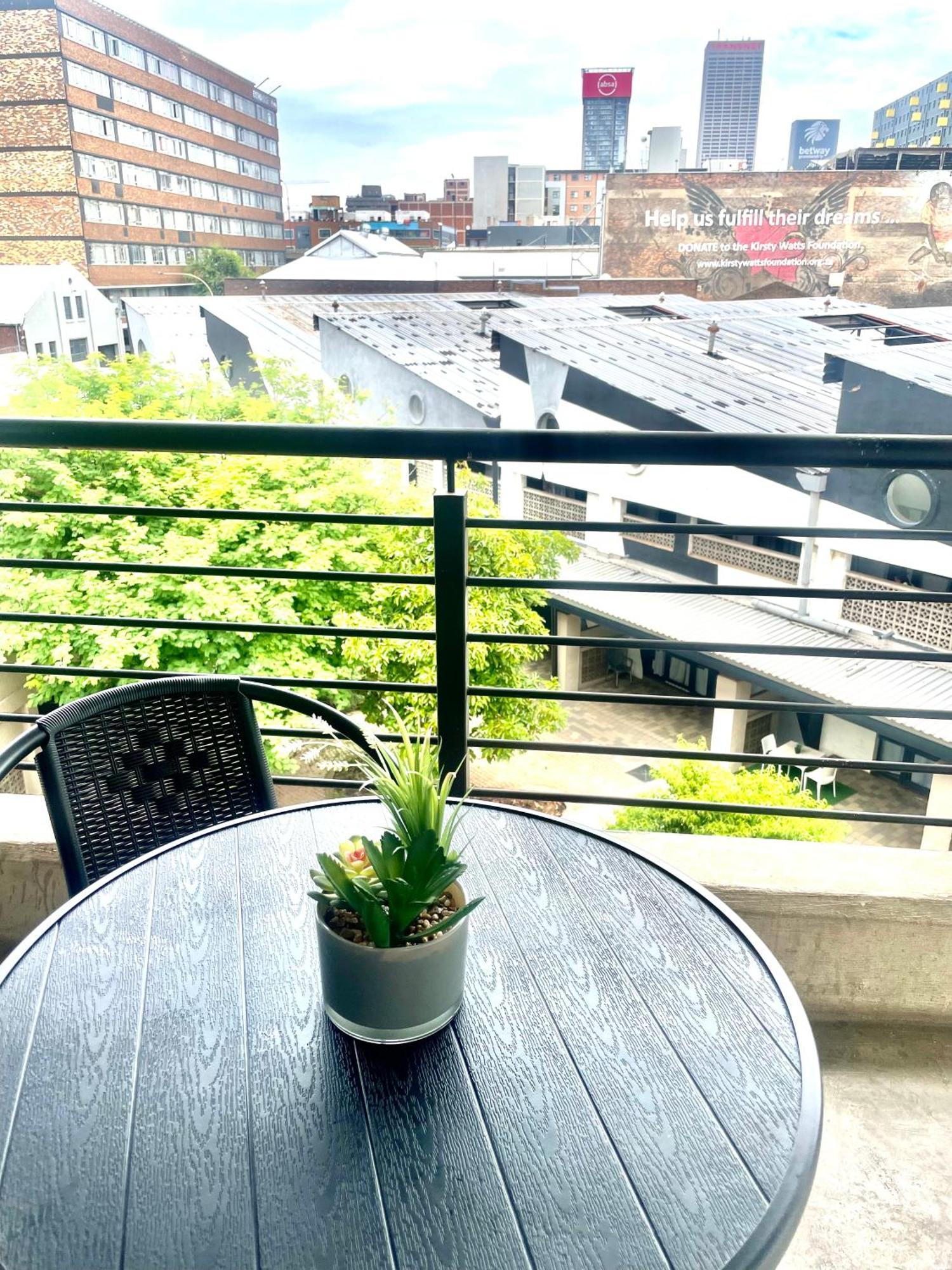 Apartment Work & Leisure - Cosycitycraft *