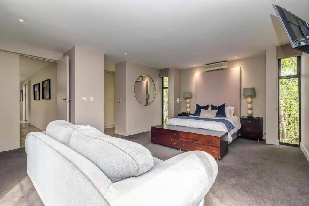 Houghton Luxury Villa Johannesburg