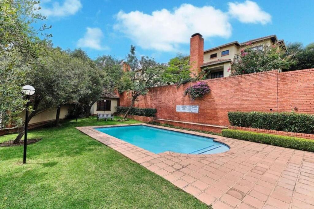 2 Bedroom Near Monte Casino Joanesburgo
