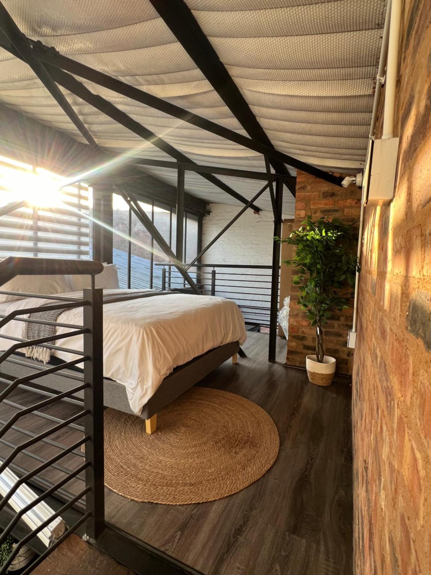 Craftsmanship Loft 344 * Johannesburg