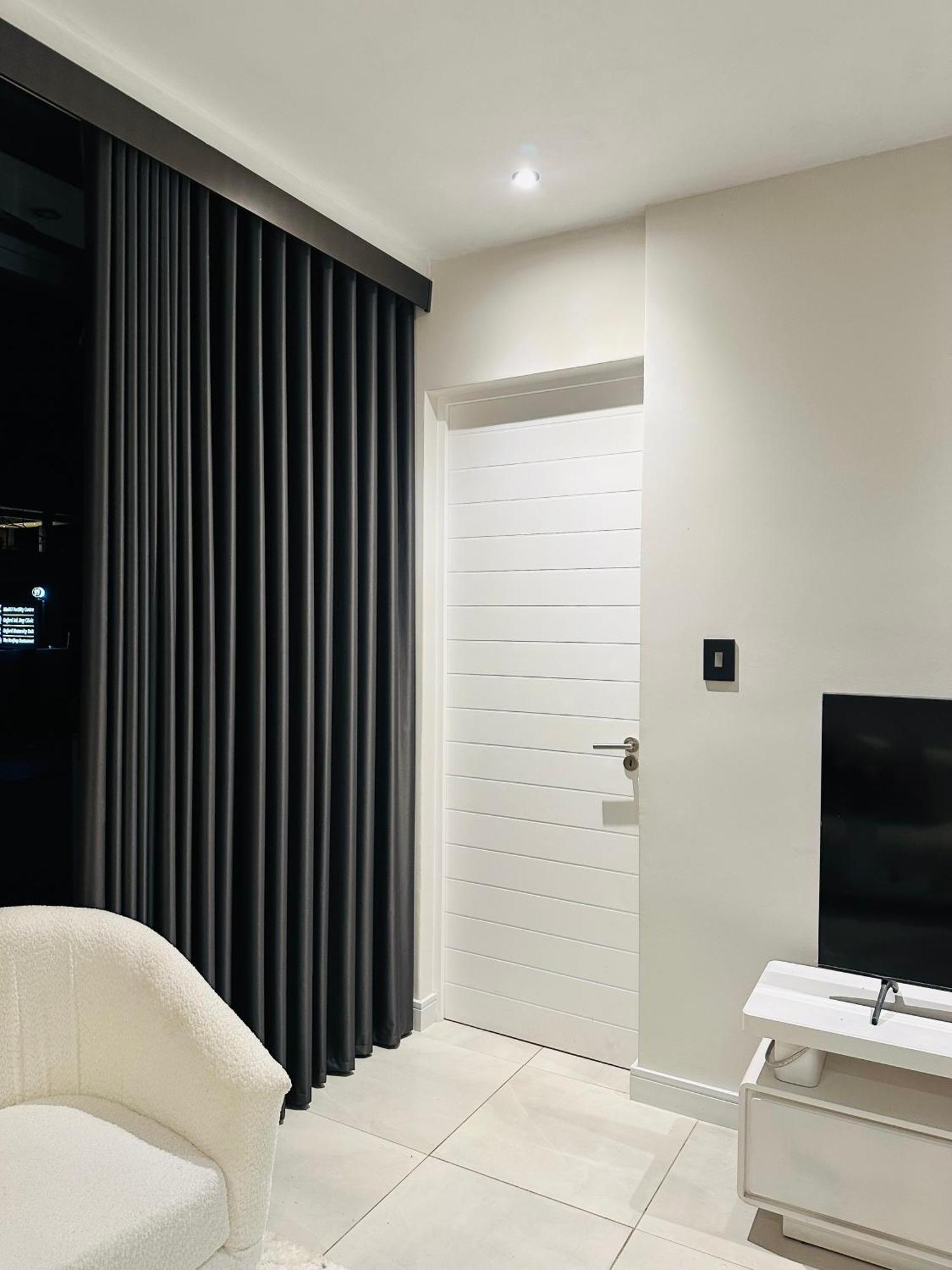 Luxury At The Paramount Bed & Breakfast Johannesburg
