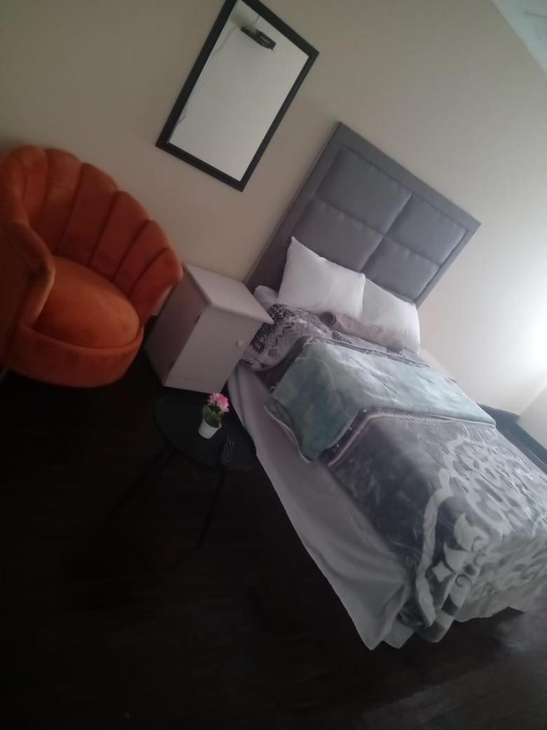 Kensington Guest house *