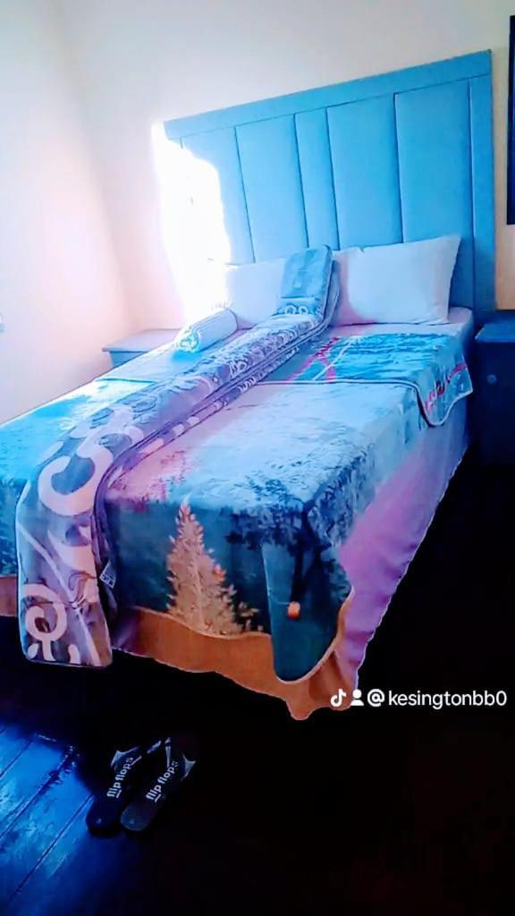 Kensington Guest house *
