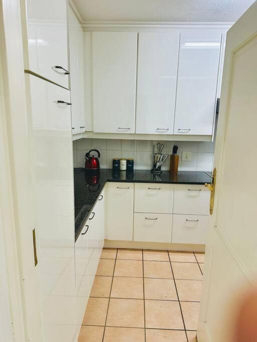 Apartment Eagles Citadel Sandton *