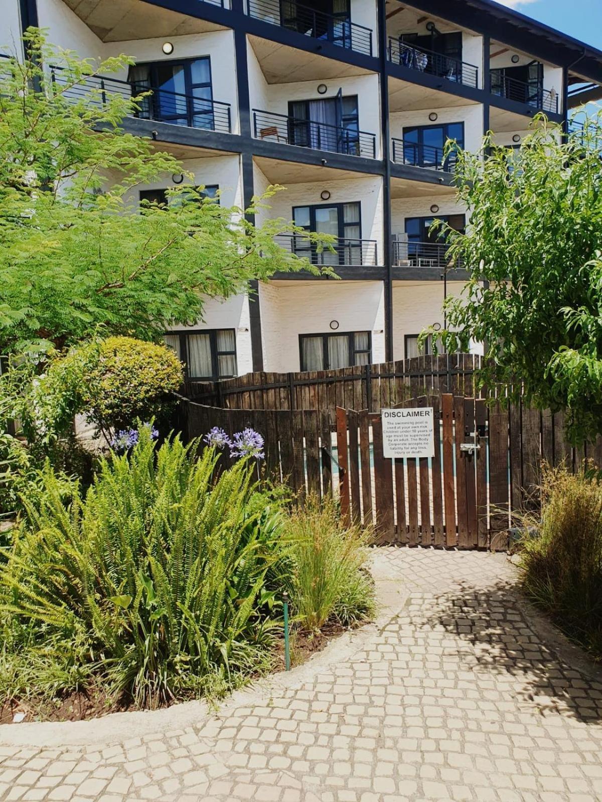 Poolside Escape In Maboneng