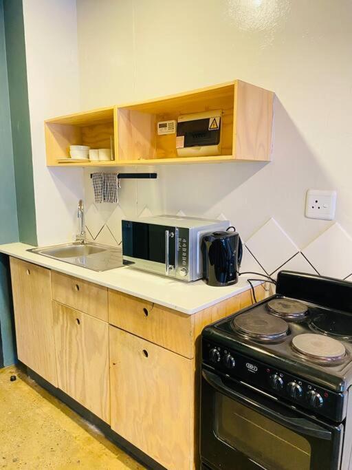 At The Heart Of Maboneng! Apartamento *