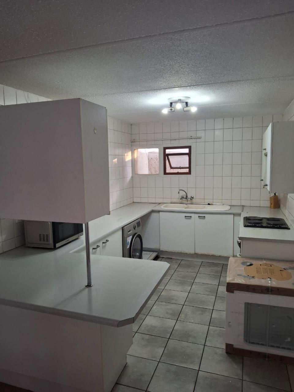 Homestay Modern Comfort In Sandton