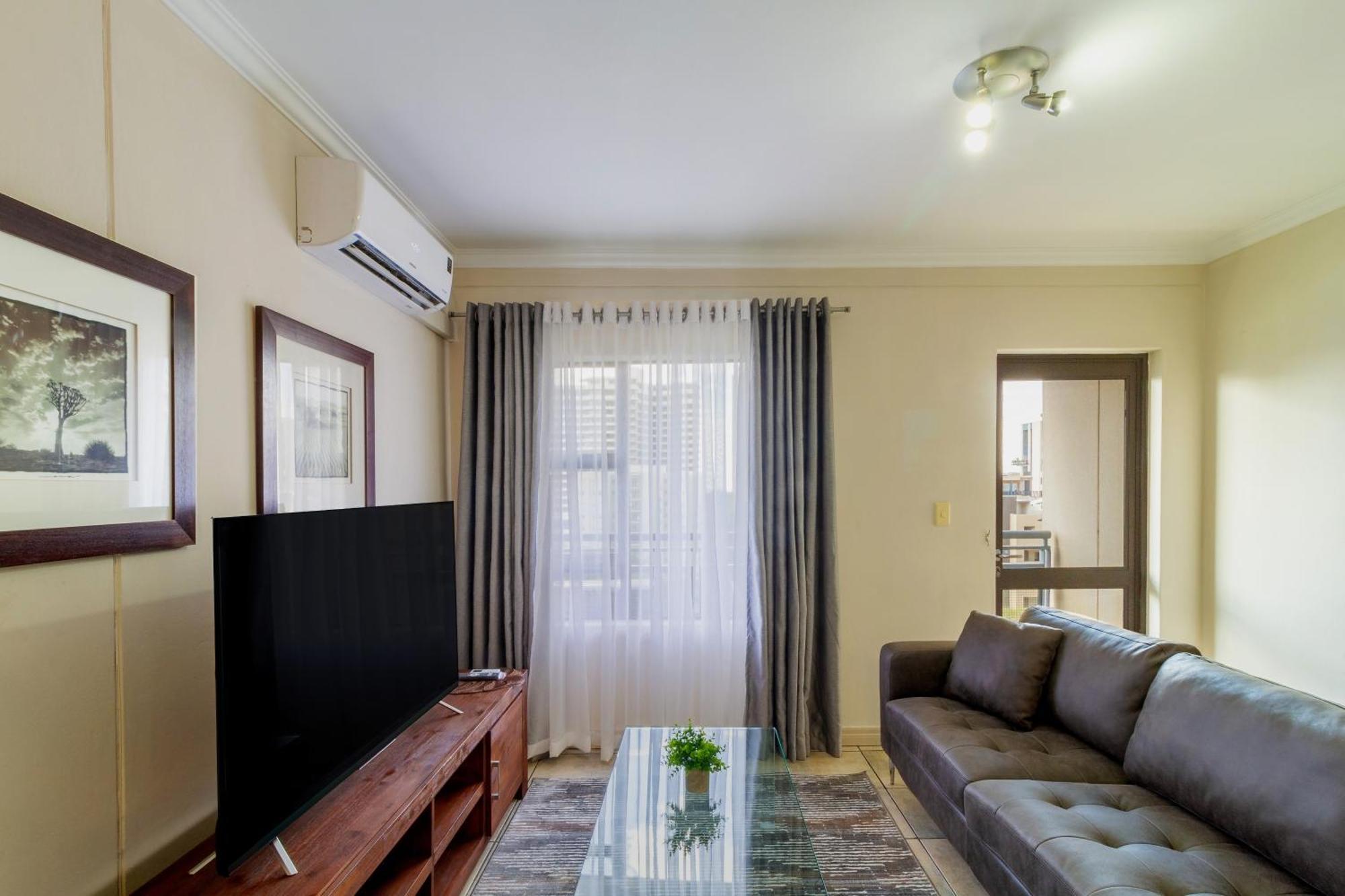 Apartment The Westpoint Charm On 5th Floor Johannesburg