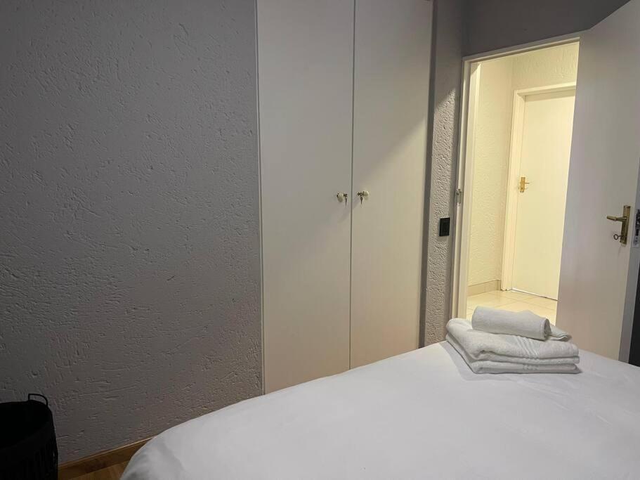 3 Bedroom In Sandton Apartamento