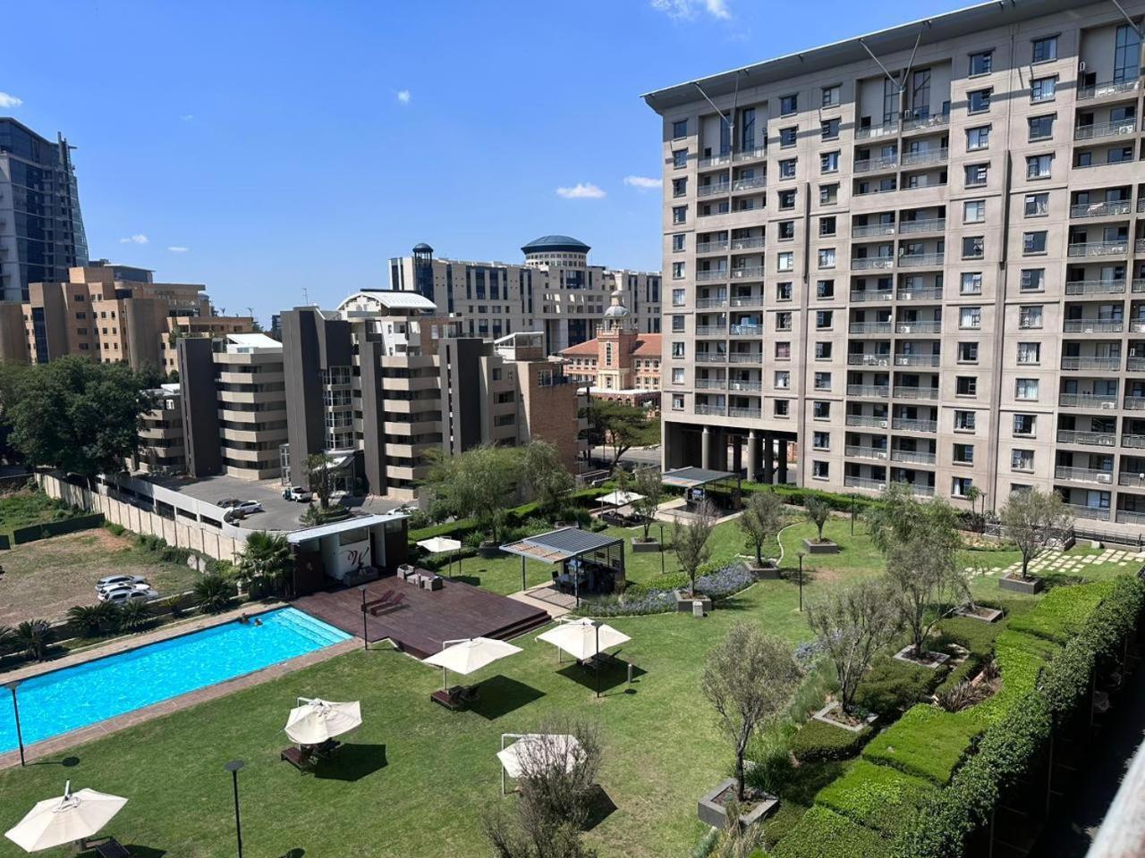 Westpoint 2 Bedroom Executive Apartment Johannesburg