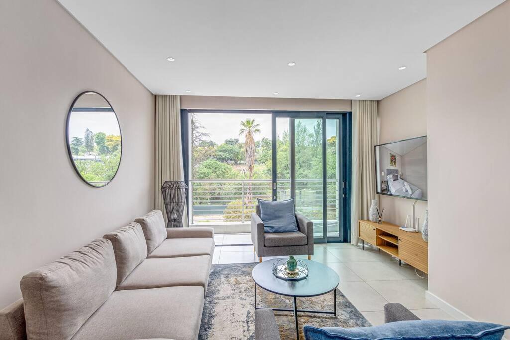 The Terrace 2 Bed - Sandton Gate Johannesburg