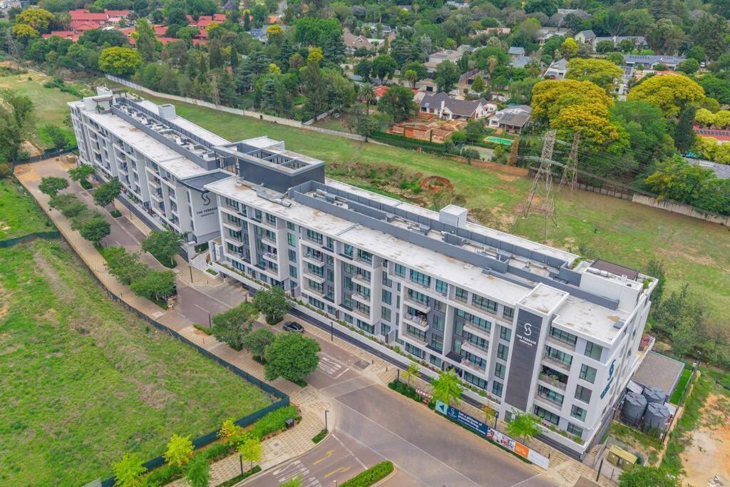 Apartment The Terrace 2 Bed - Sandton Gate Johannesburg