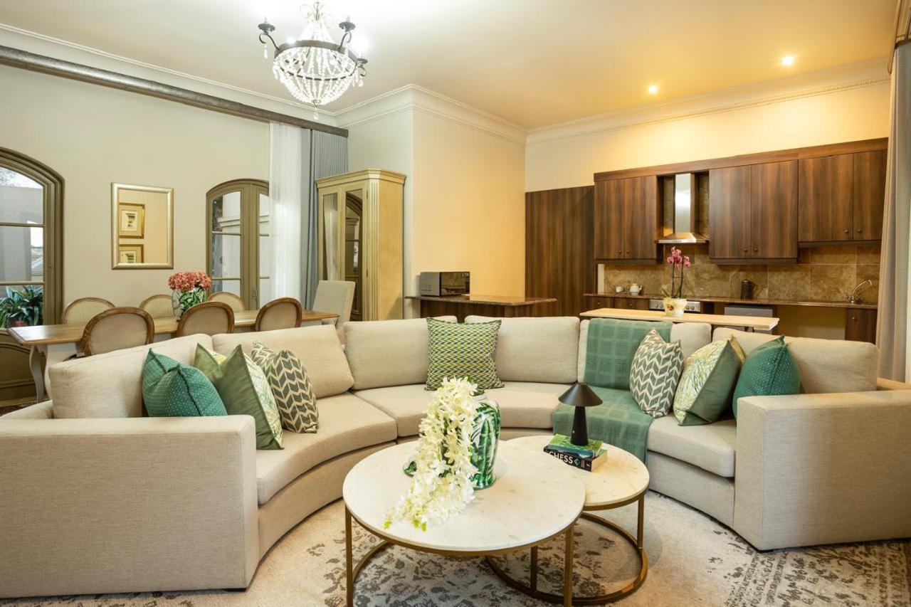 The Shyre Mansion Bed & Breakfast Johannesburg