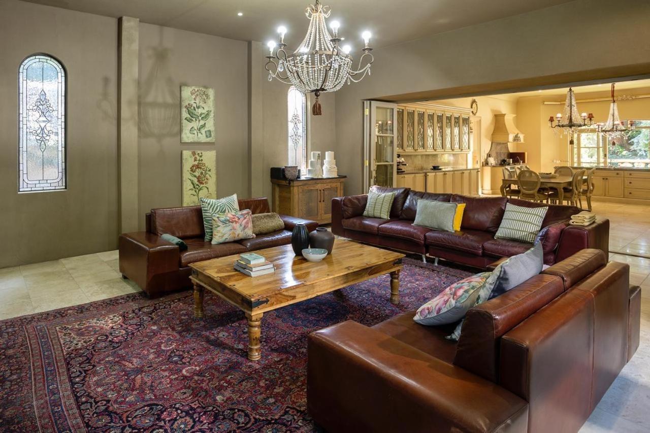 The Shyre Mansion Bed & Breakfast Johannesburg