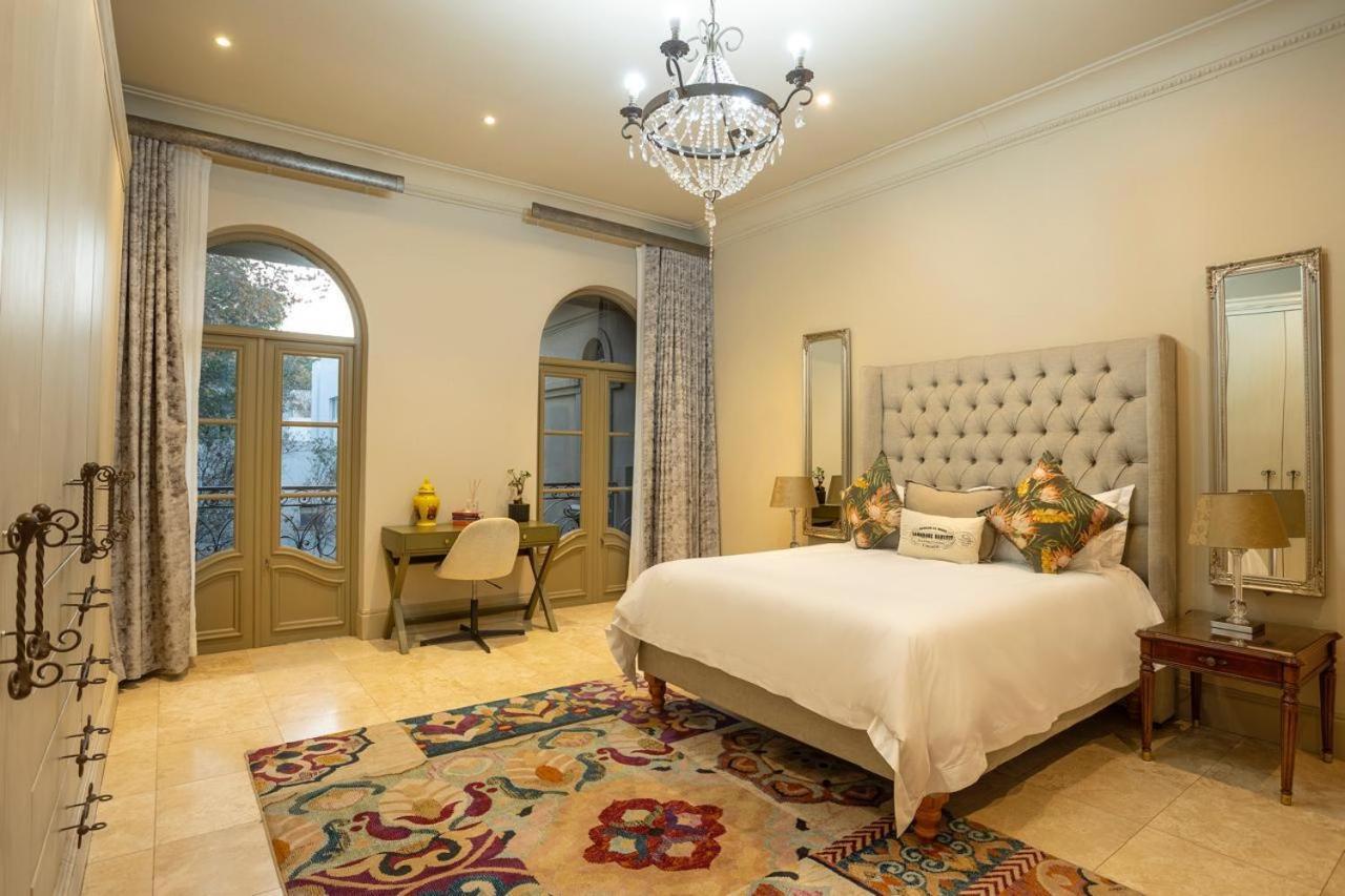 The Shyre Mansion Bed & Breakfast *