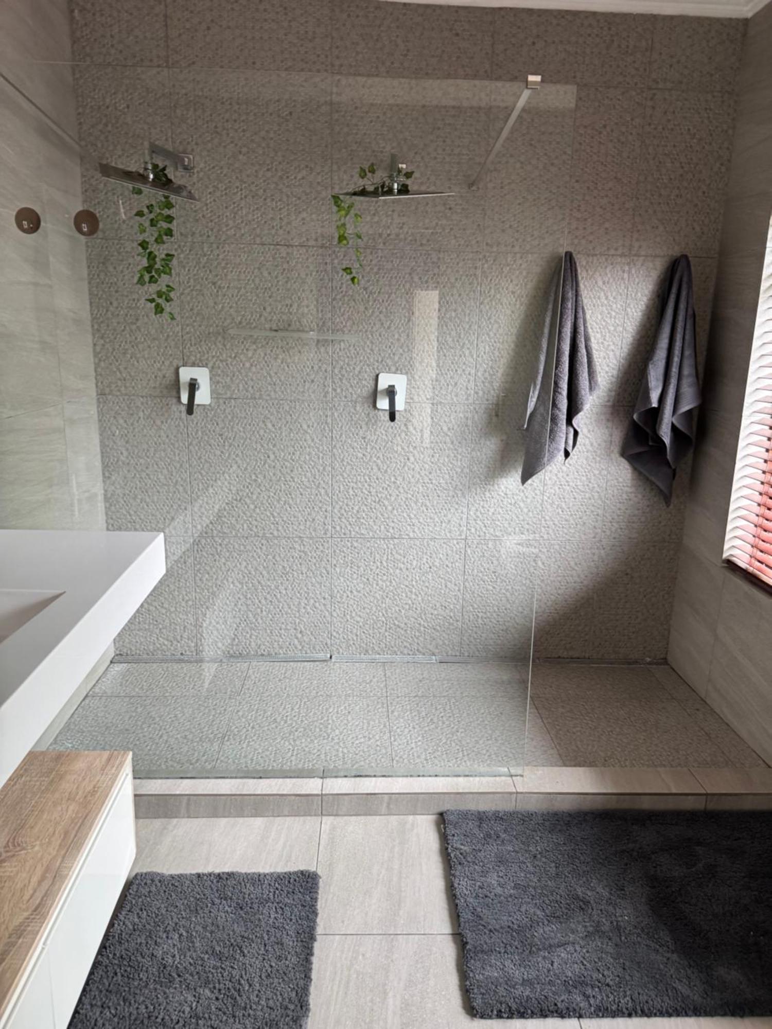 Beautiful Sandton Family Villa