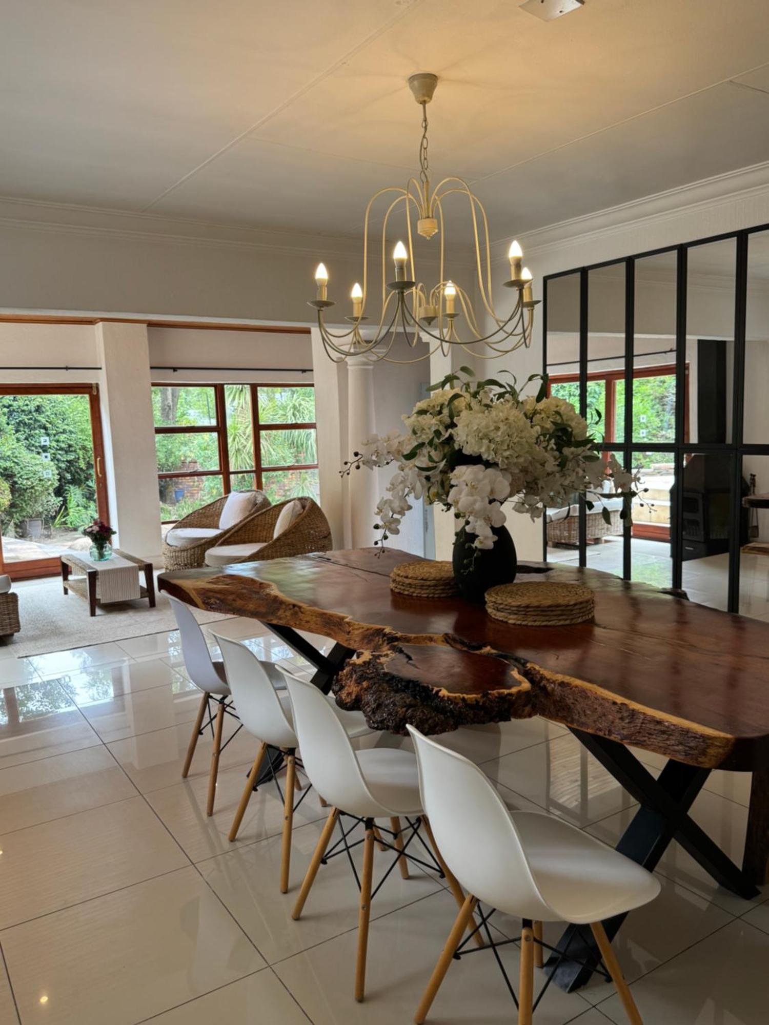Beautiful Sandton Family Villa Johannesburg