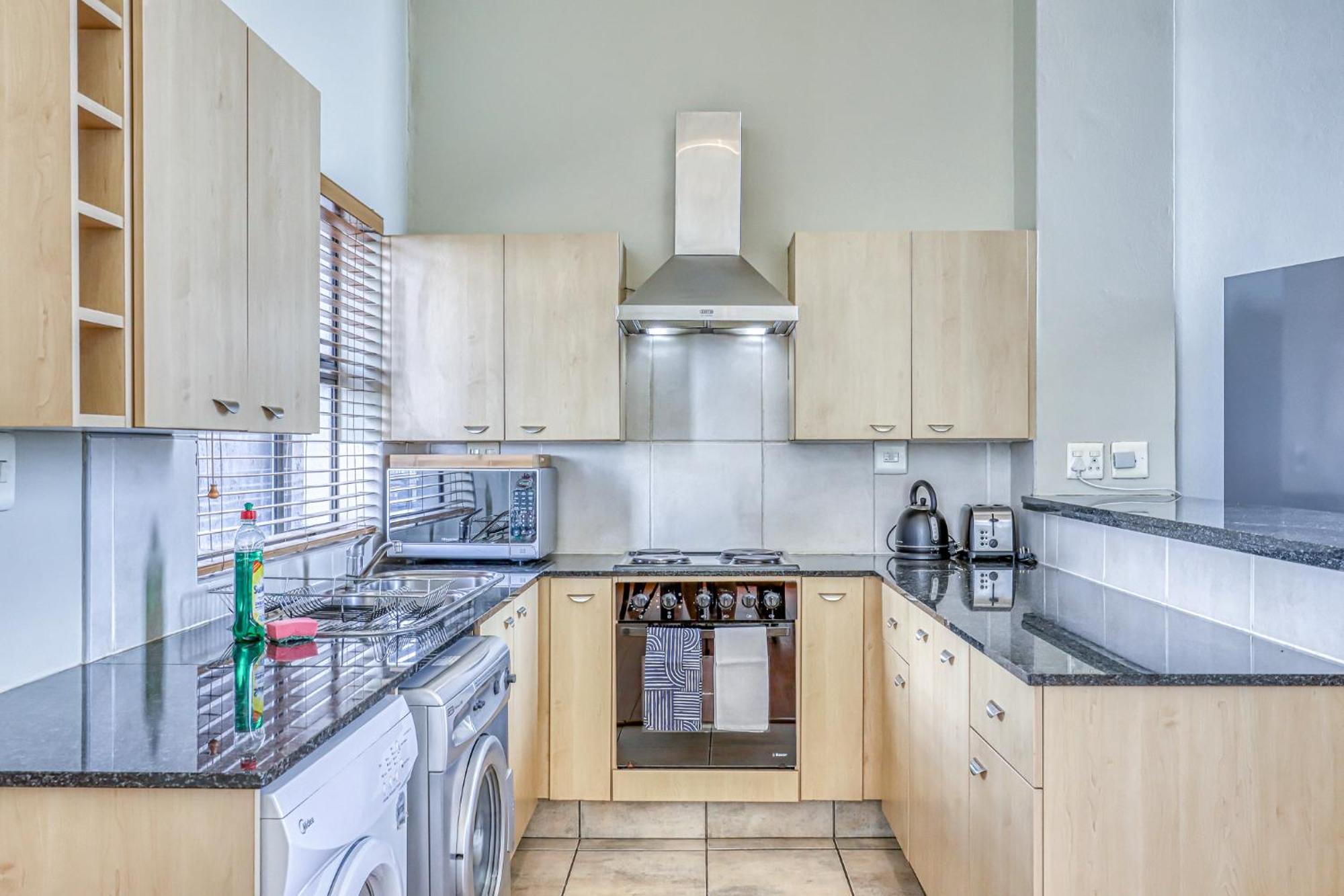 Prestige Penthouse In Sandton Apartment *