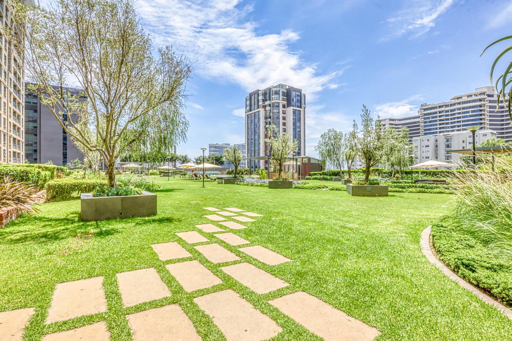 Prestige Penthouse In Sandton Apartment *