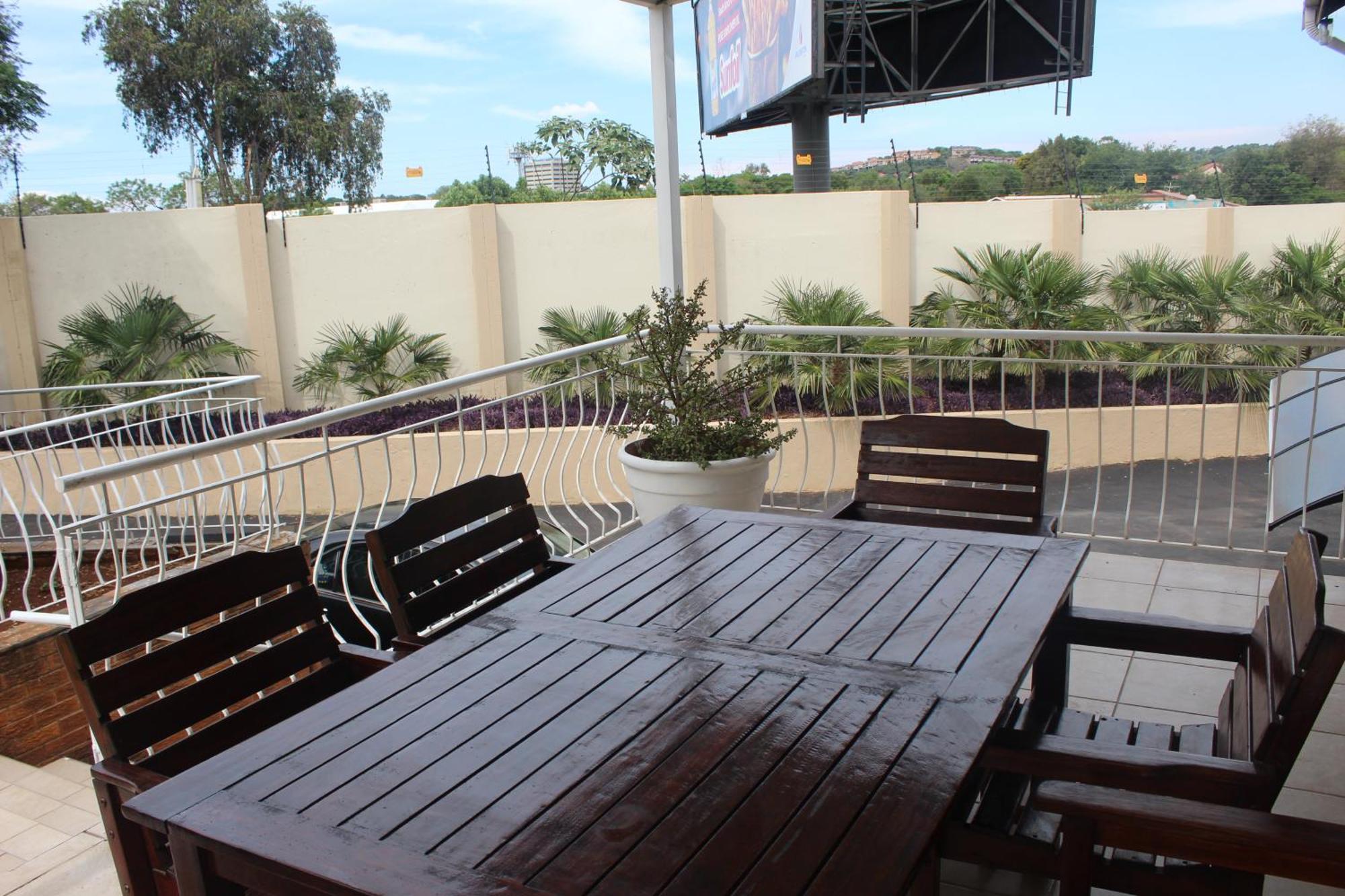 Veelux Self Catering Apartment-wifi-netflix *