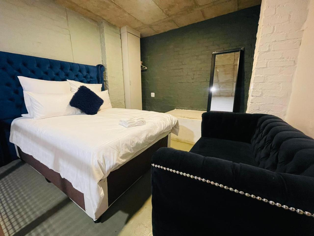 Zaziluxelofts Apartment Johannesburg