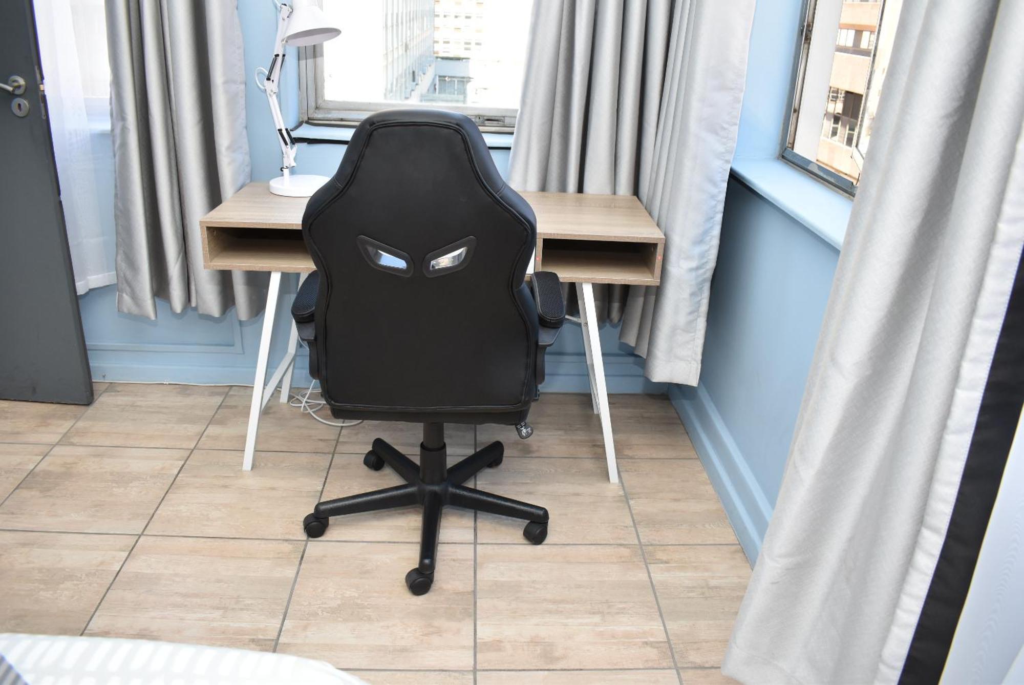 305 Urban Oasis In Jozi Cbd Apartment *