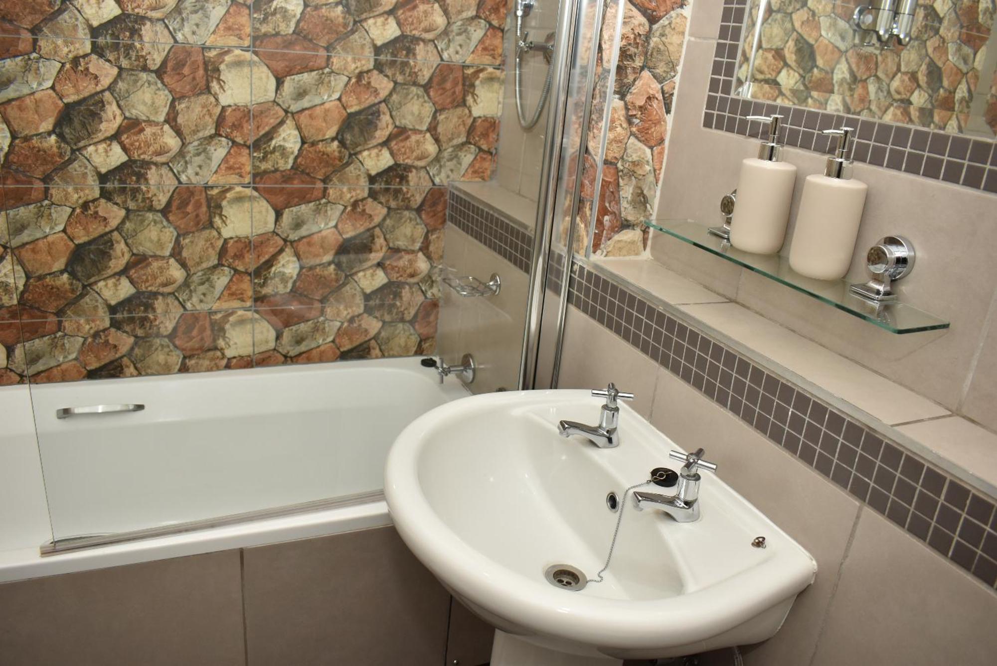 305 Urban Oasis In Jozi Cbd