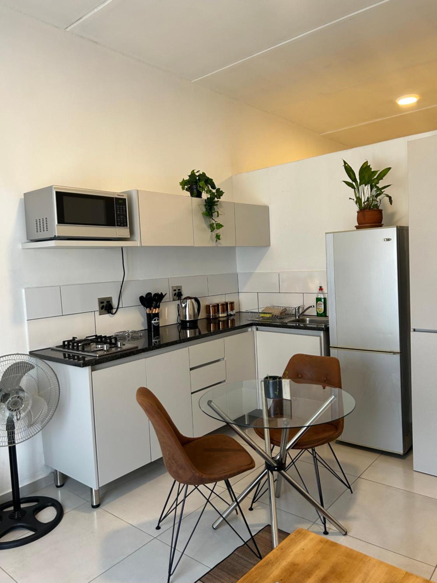 Neat In Randburg * Johannesburg
