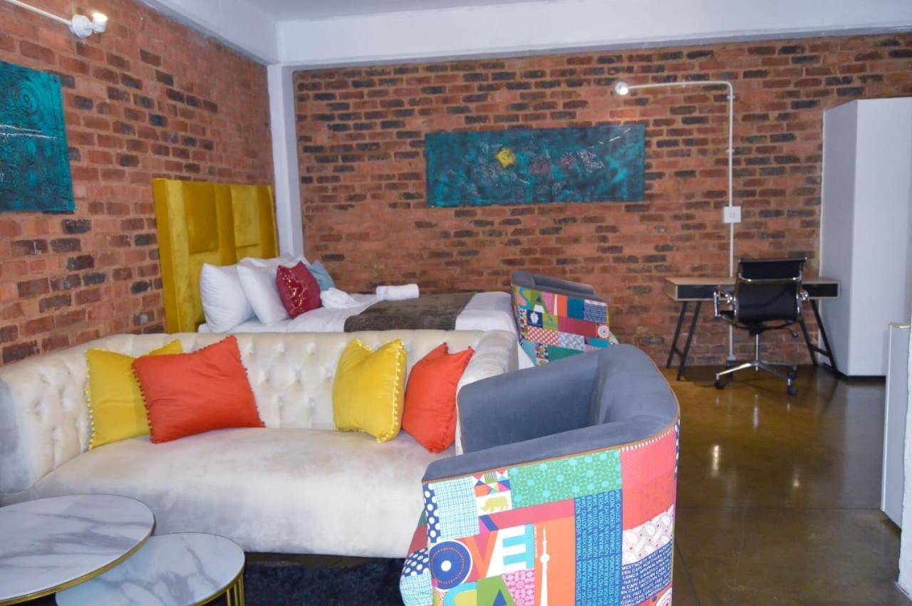 Craft Man - Peaceful Getaway In Jhb