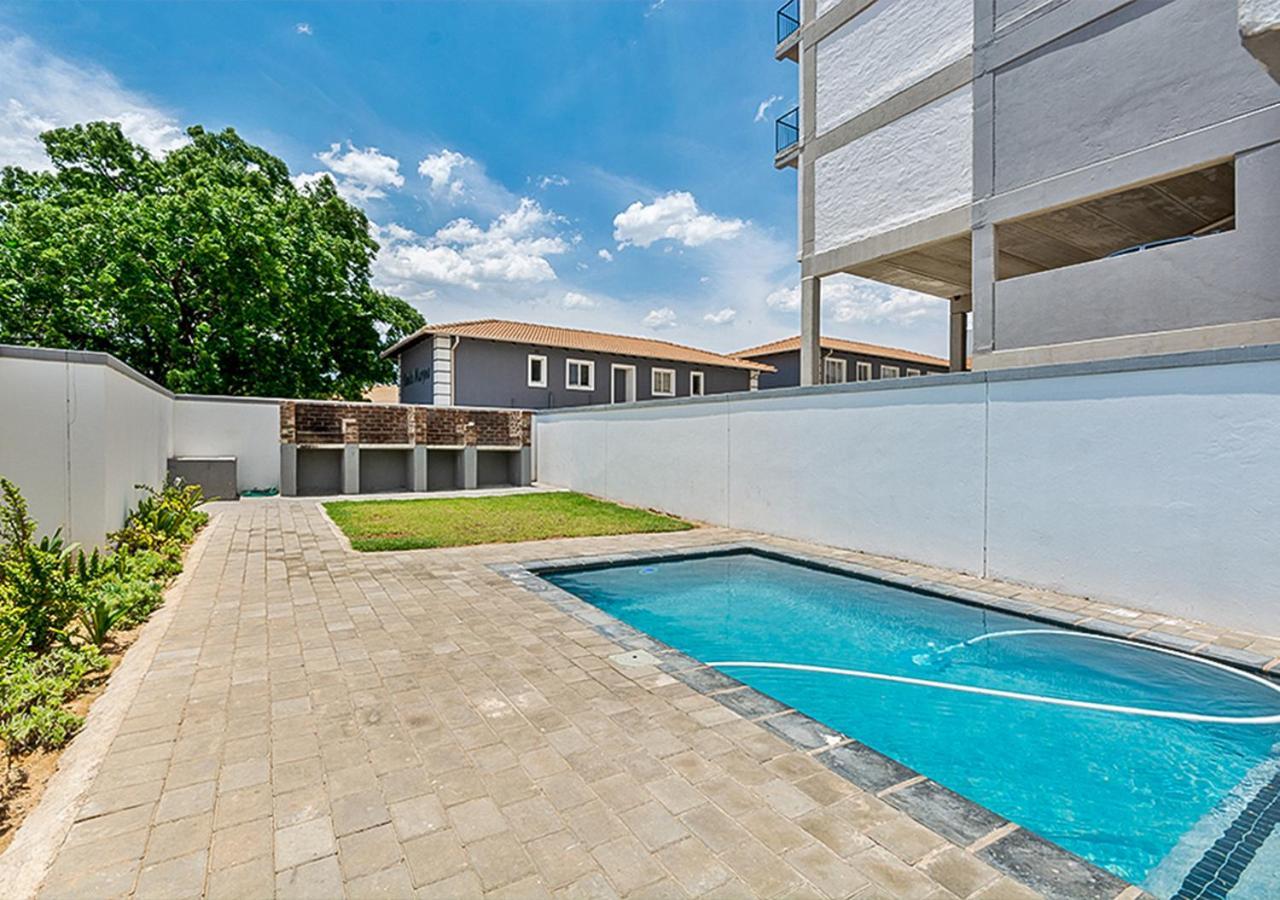 Apartment Retreat In Randburg - The Base Apartments, Ferndale Johannesburg