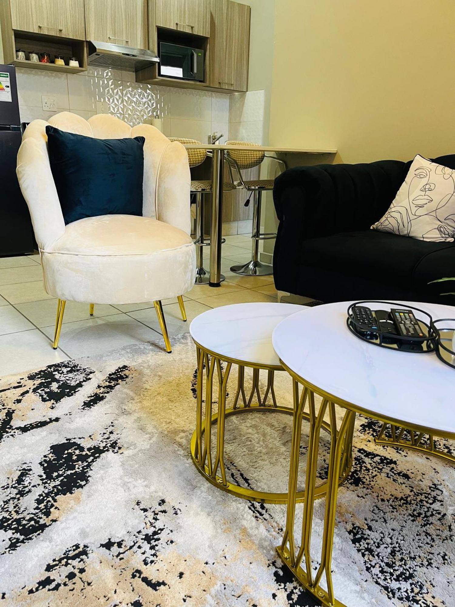 The Bolton Rosebank, Rosey Cosy Escape * Joanesburgo