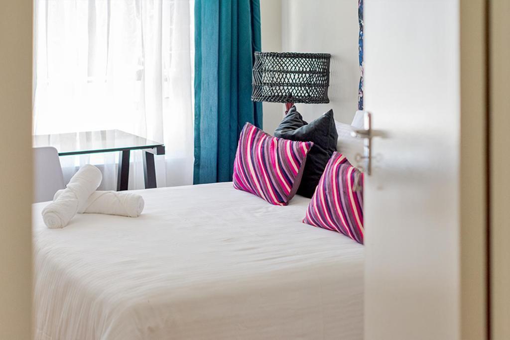 Cozy Escape In Windsor West Holiday home