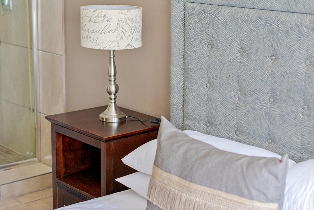 Cozy Escape In Windsor West Holiday home *