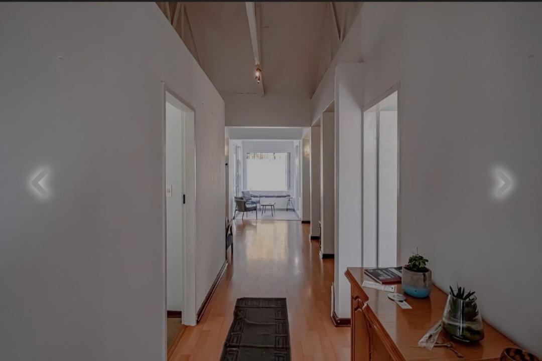Holiday home Spacious 3-bedroom Gem In Vibrant Parkhurst *