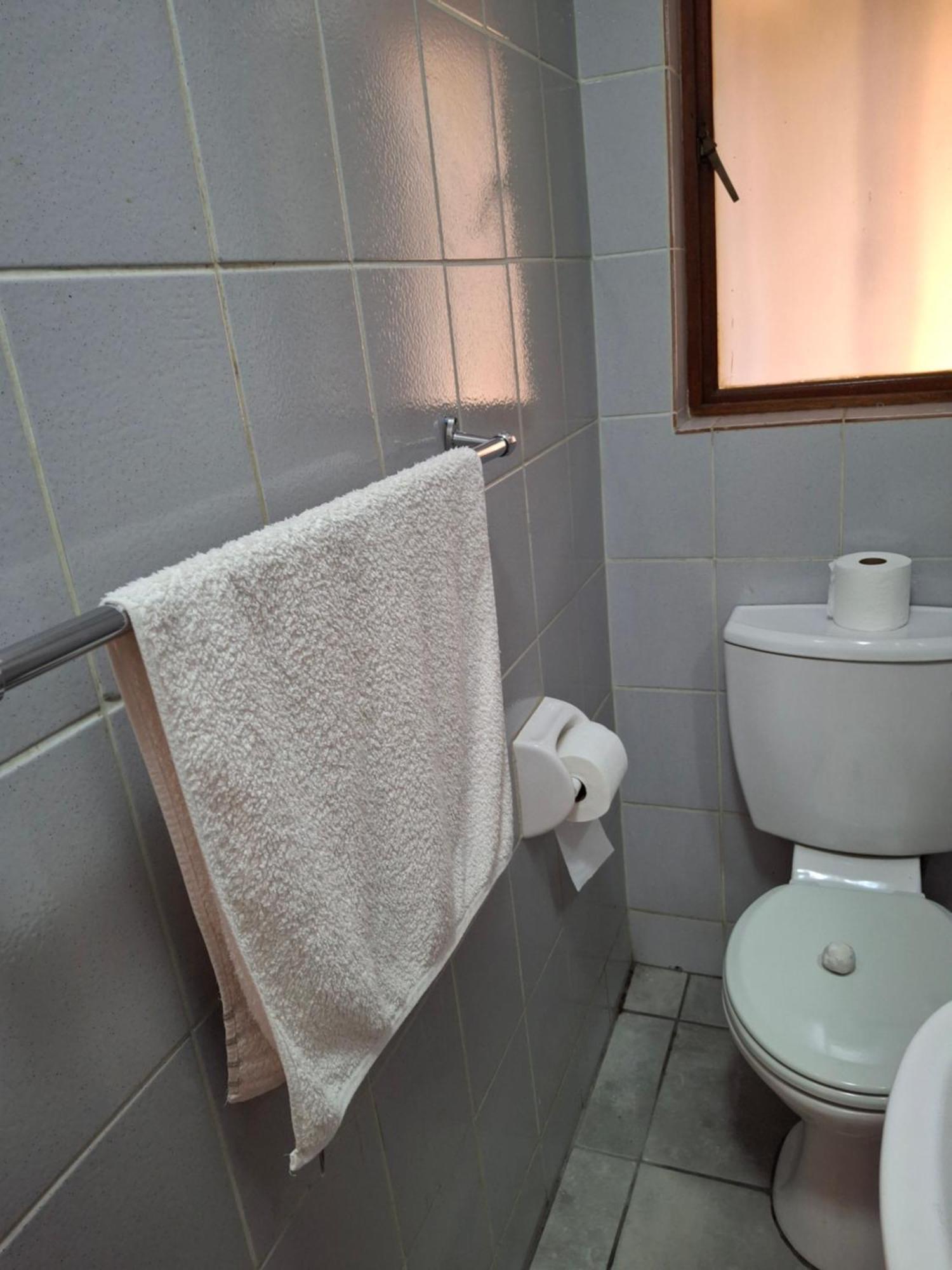 Modern Comfort In Sandton *