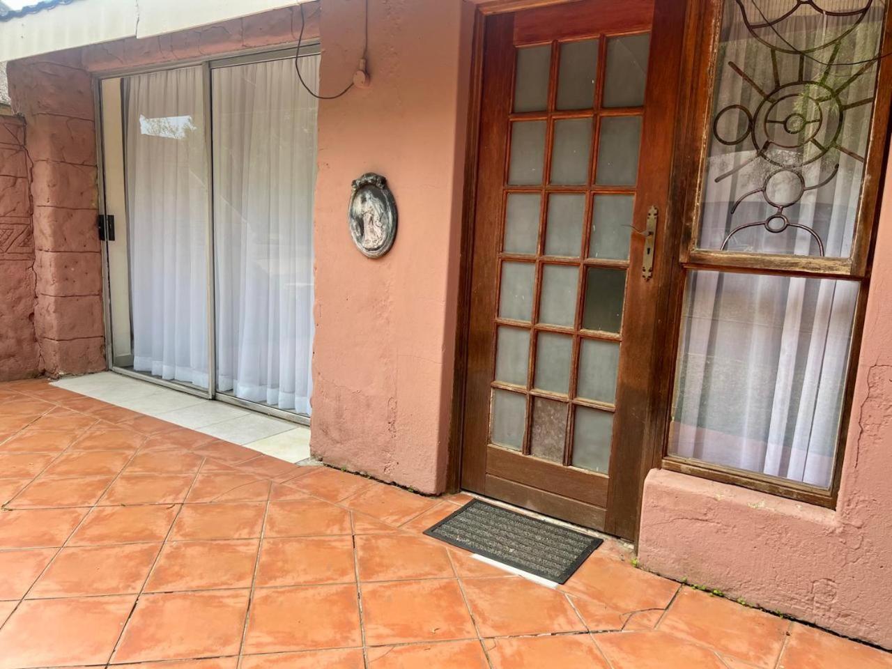 Homestay Silken Trap Budget Johannesburg