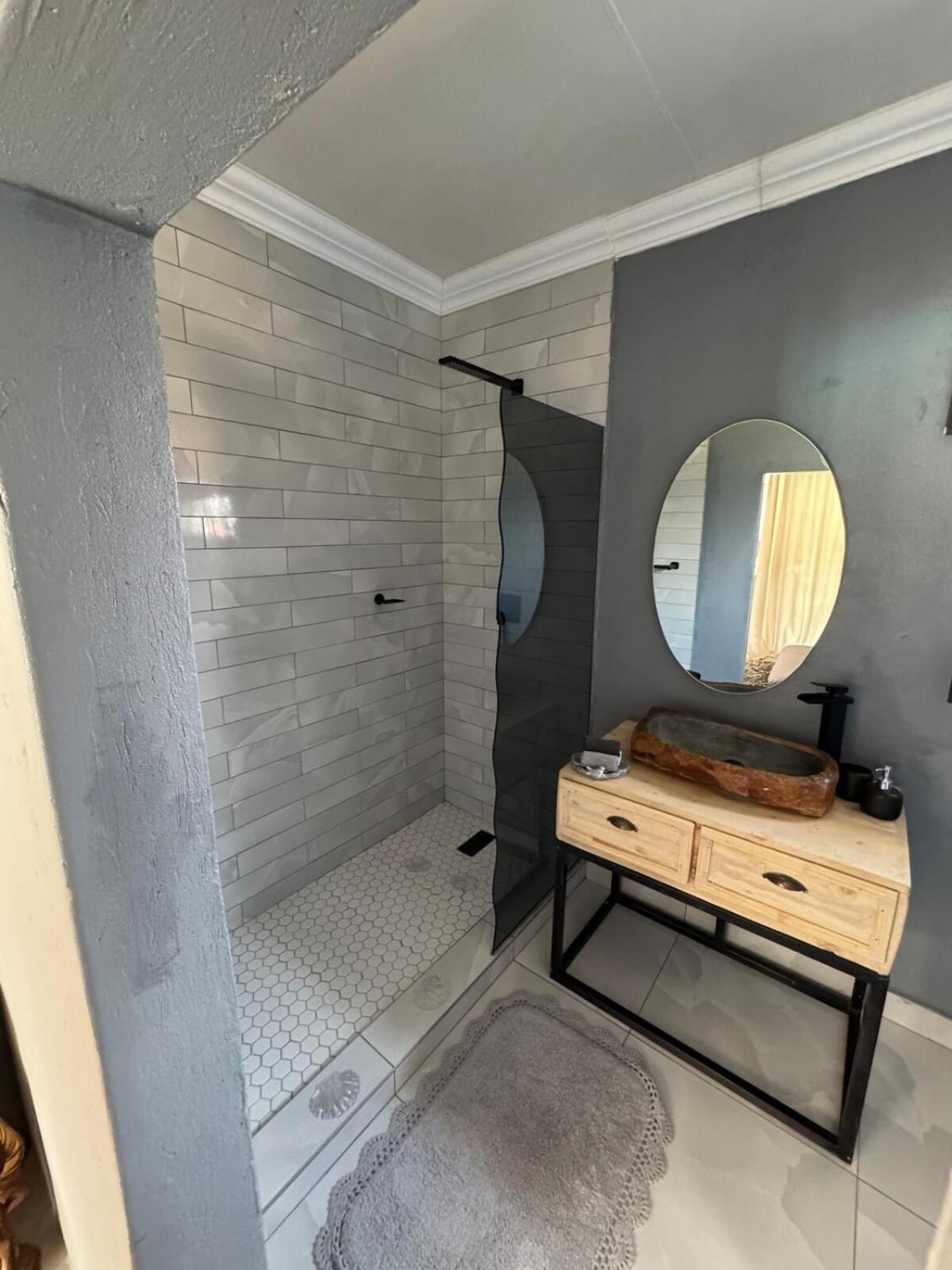 Spacious Living, Suitable For All Groups Holiday home *