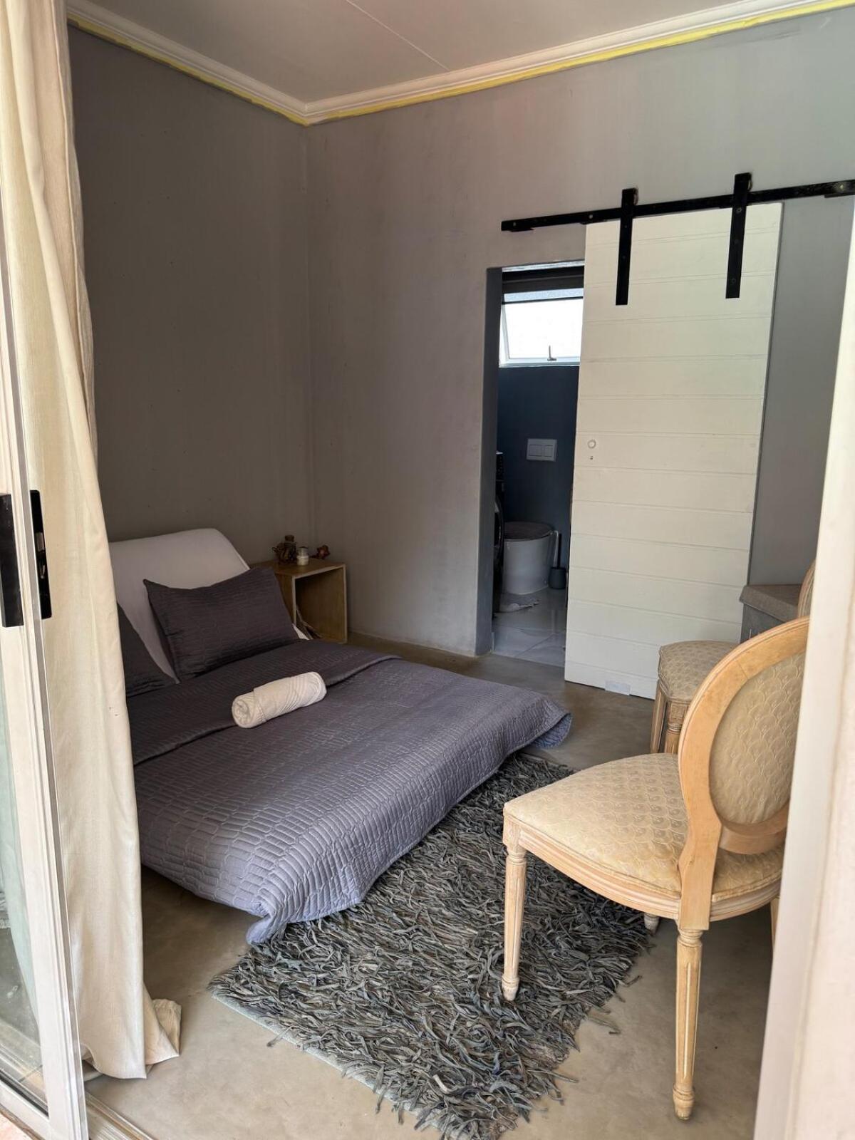 Spacious Living, Suitable For All Groups Holiday home Johannesburg