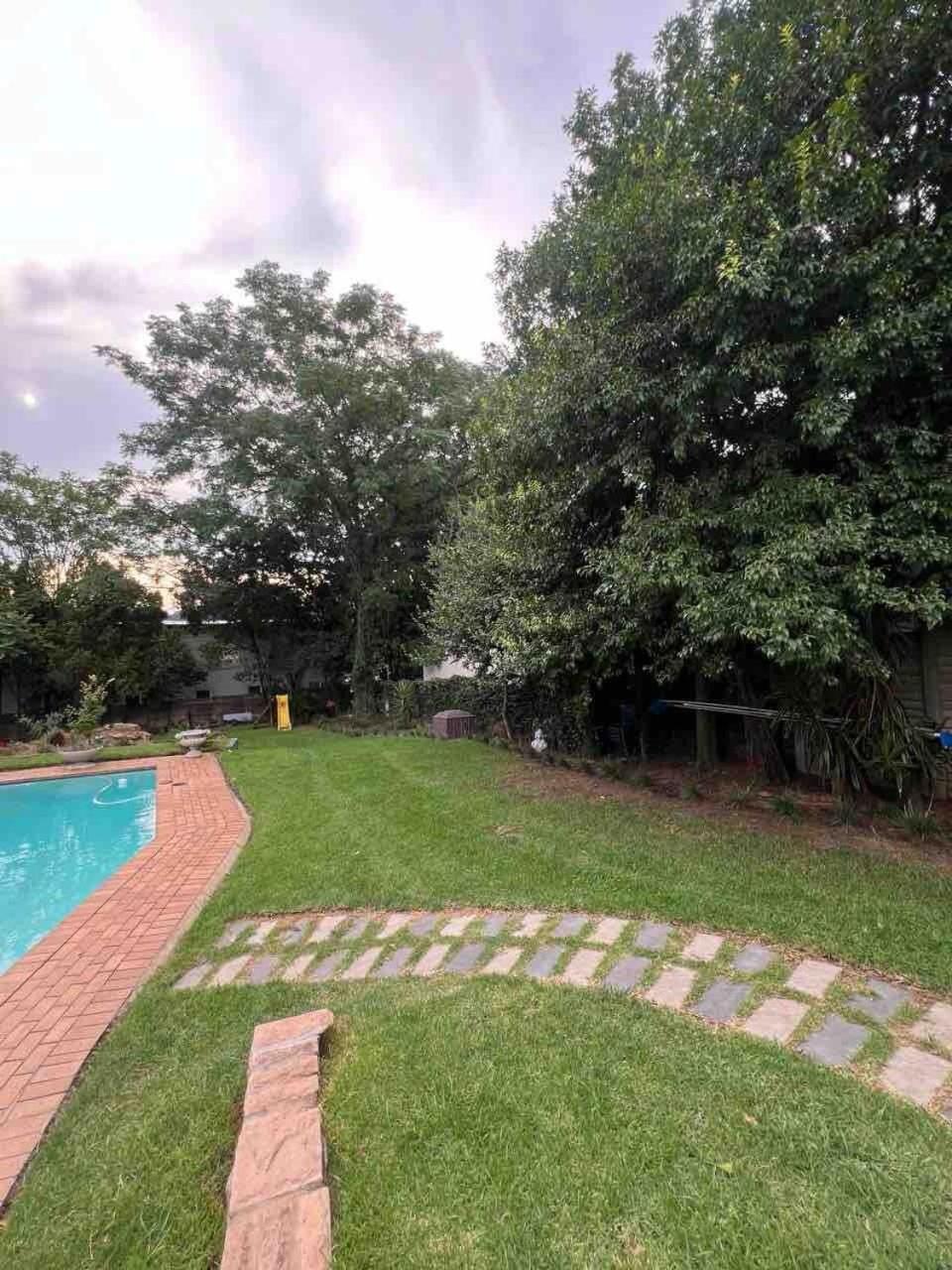 Spacious Living, Suitable For All Groups Holiday home Johannesburg