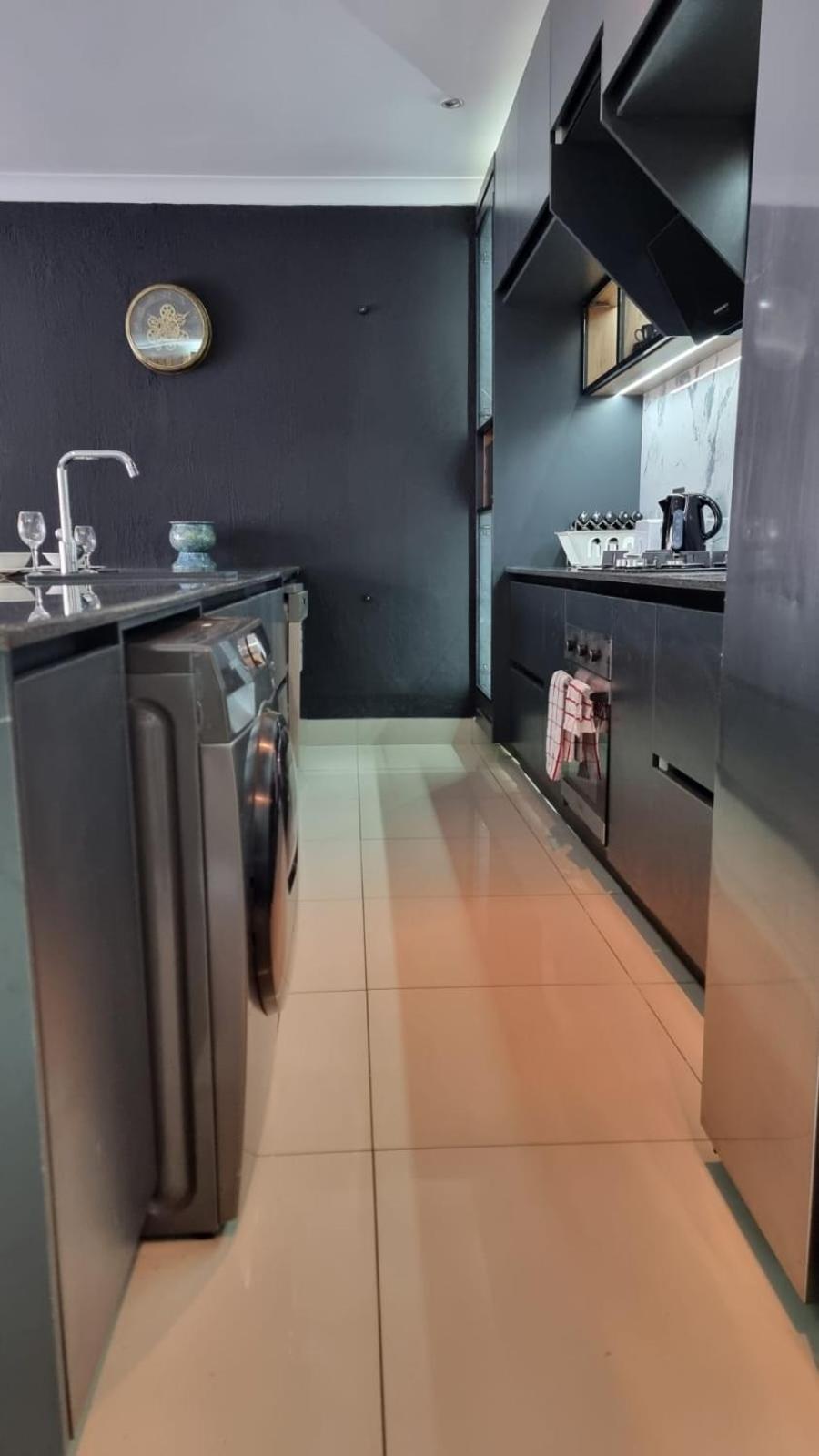 Luxury Fairland Fully Serviced *