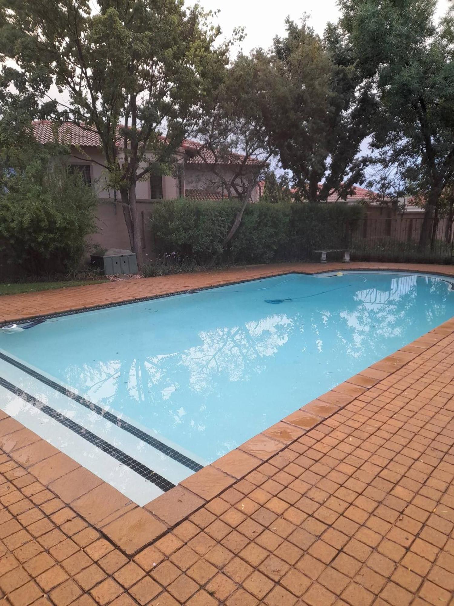 Căn hộ Quiet, Very Specious In Dainfern Johannesburg