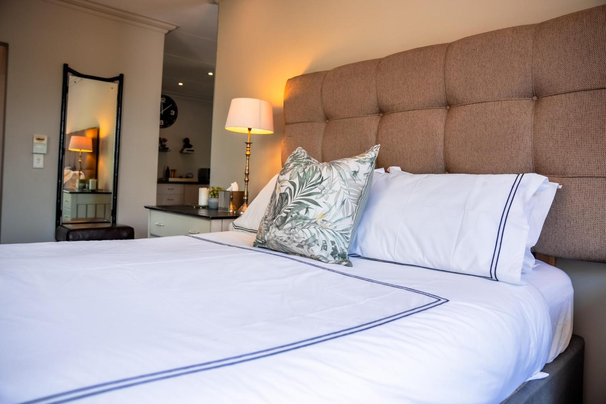 Crown Loft At Chaplin Manor Apartment Johannesburg