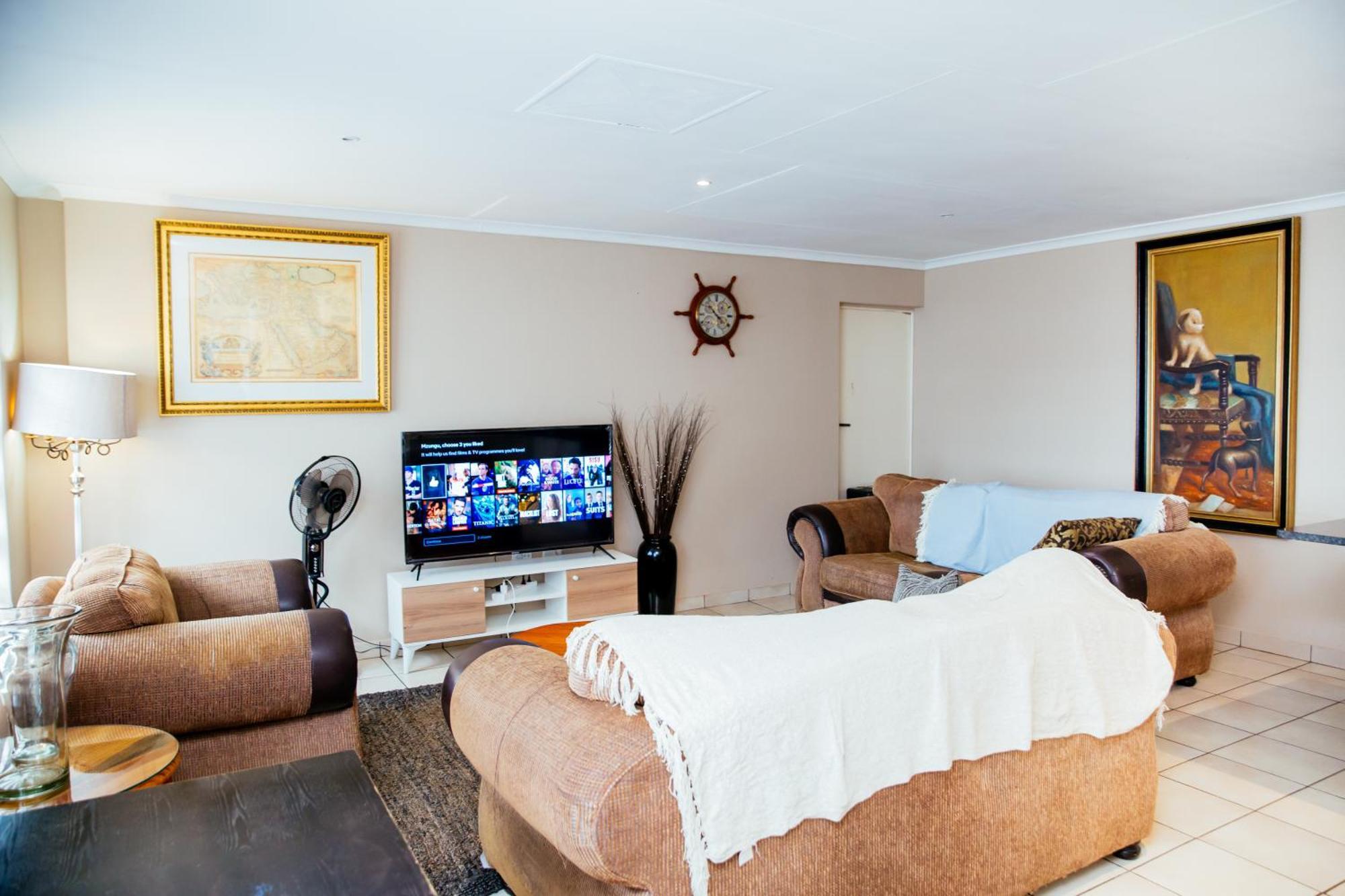 Sandton Hideout Guest house *